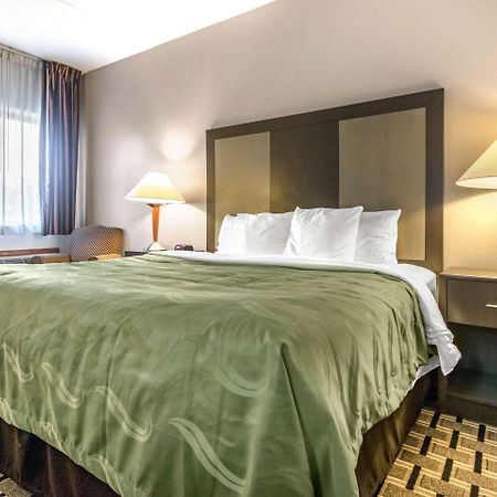 Spark By Hilton Lexington Hamburg Екстериор снимка