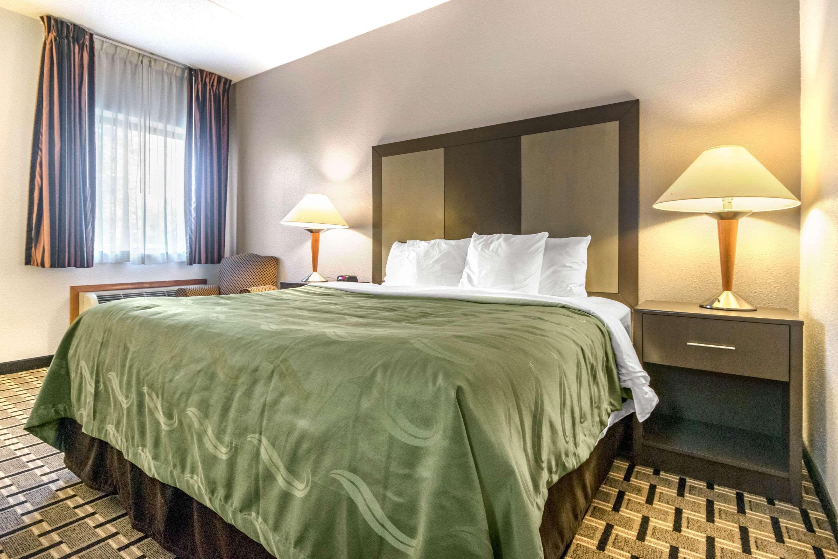 Spark By Hilton Lexington Hamburg Екстериор снимка